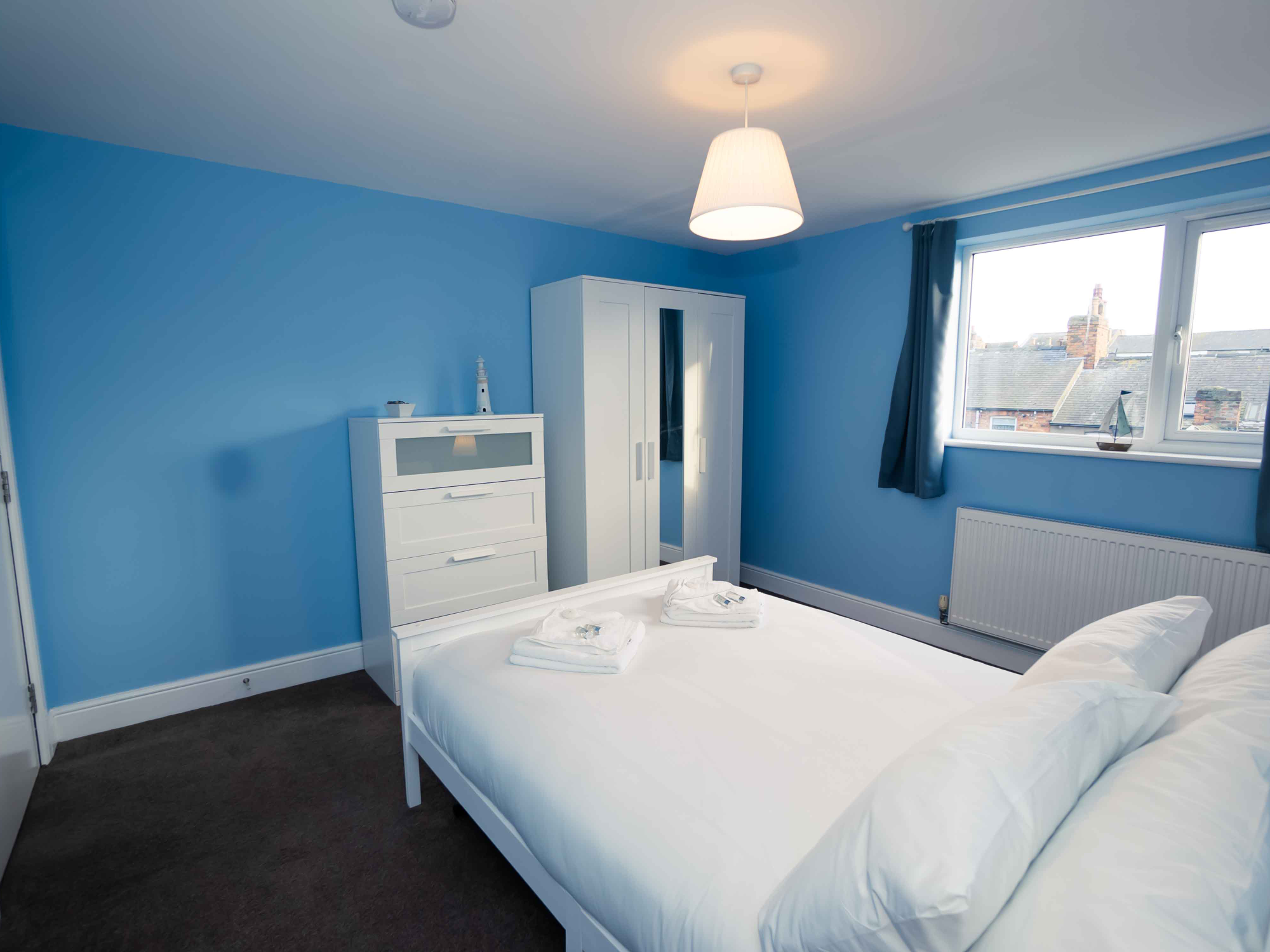 Newly Renovated spacious 1 Bedroom Apartment Pass the Keys® Book Direct